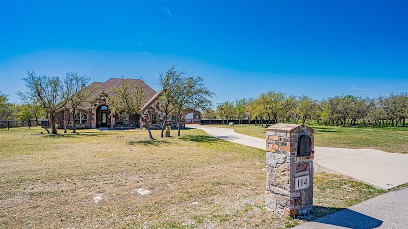 114 Woodlot Lane, Azle TX 76020 - Photo 5