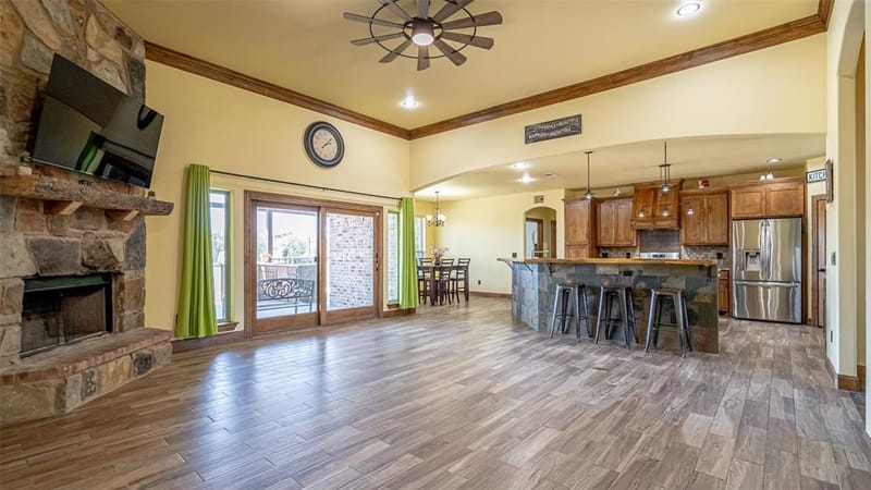 114 Woodlot Lane, Azle TX 76020 - Photo 10