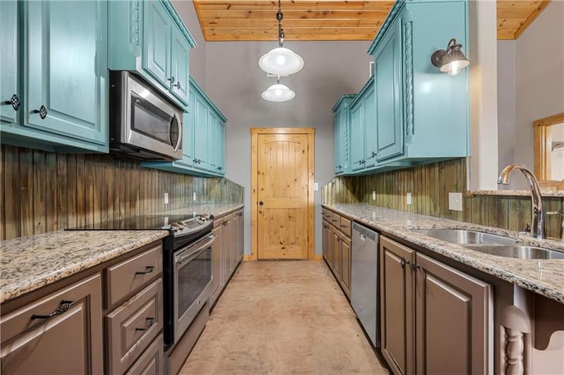 5730 Leroy Parkway, West TX 76691 - Photo 8