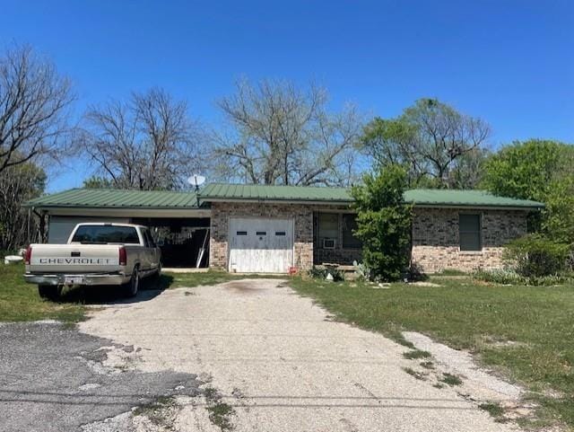 604 Goshen Road, Springtown TX 76082 - Photo 3