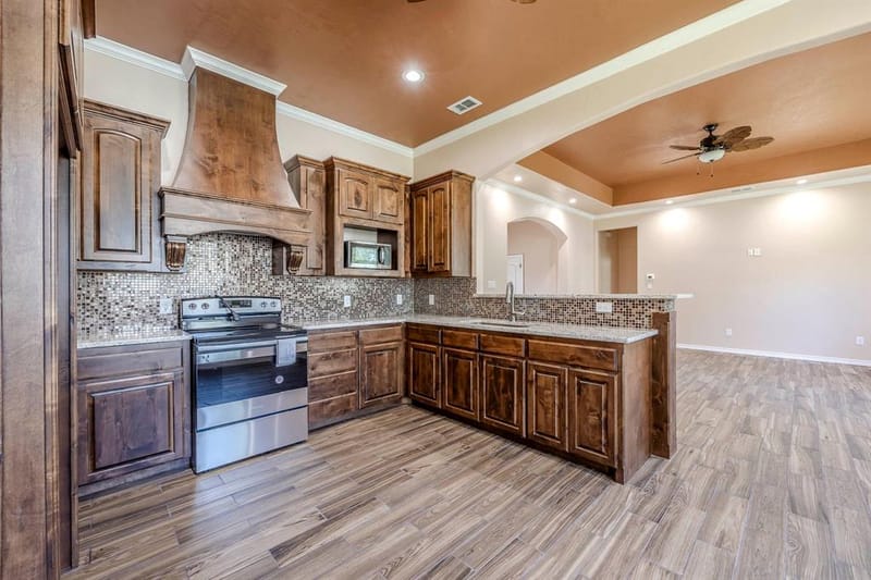 3024 Red Oak Drive, Granbury TX 76048 - Photo 11