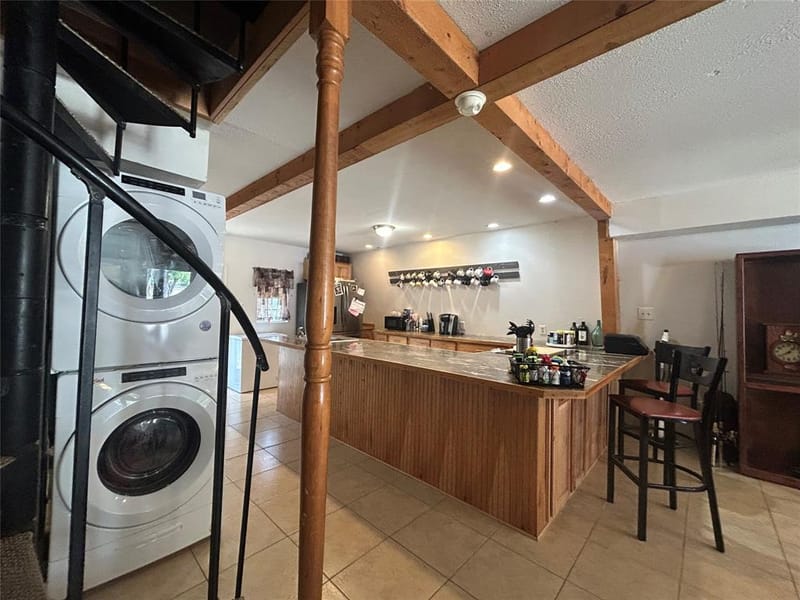 1015 Comanche Cove Drive, Granbury TX 76048 - Photo 10