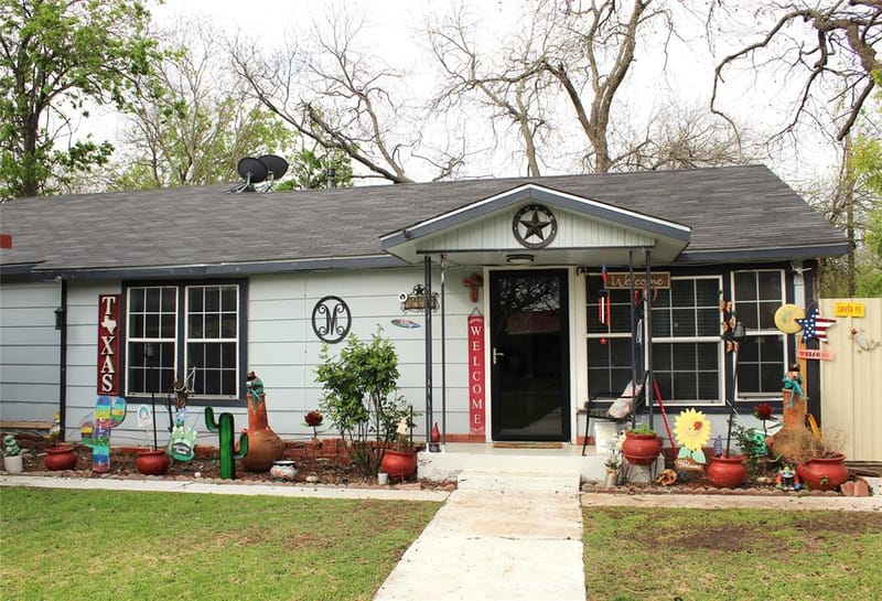 1090 N Race Street, Stephenville TX 76401 - Photo 3