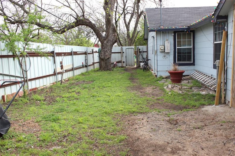 1090 N Race Street, Stephenville TX 76401 - Photo 18