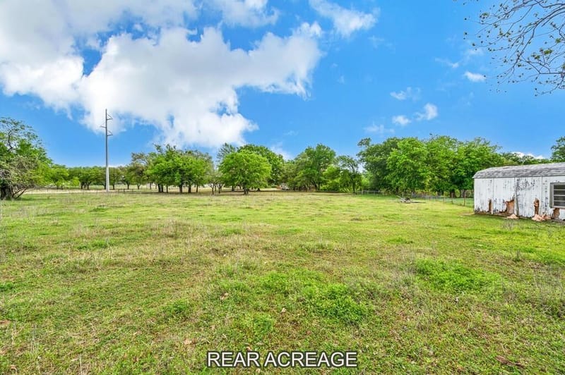 112 Hcr 2117, Whitney TX 76692 - Photo 32
