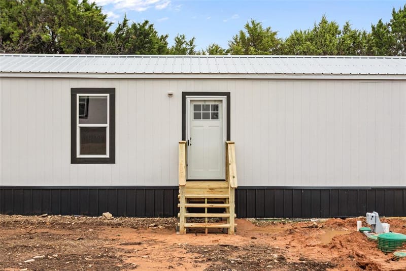 3606 Hilltop Road, Granbury TX 76048 - Photo 2