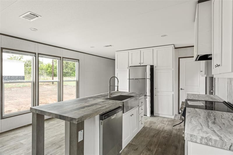 3606 Hilltop Road, Granbury TX 76048 - Photo 13