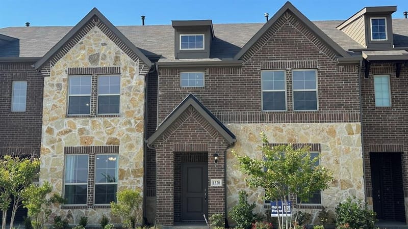 1320 Kimzey Street, Royse City TX 75189