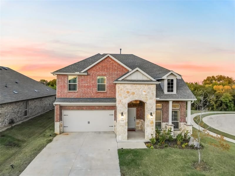 11221 Camelot Court, Aubrey TX 76227