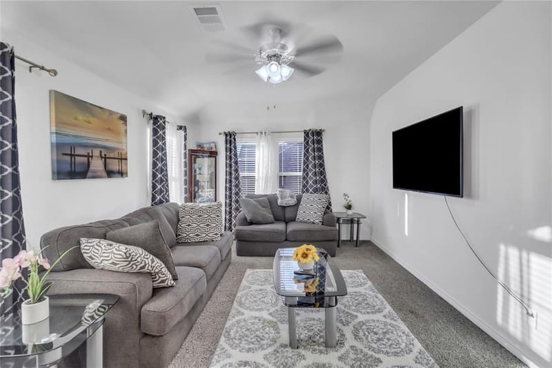 11221 Camelot Court, Aubrey TX 76227 - Photo 18
