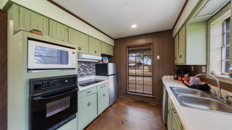 530 County Road 1123, Fruitvale TX 75127 - Photo 10