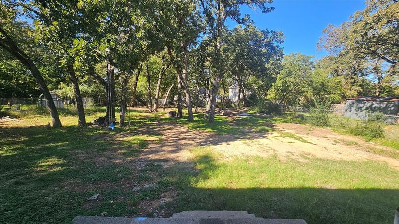 2621 N Locust Street, Denton TX 76209 - Photo 22