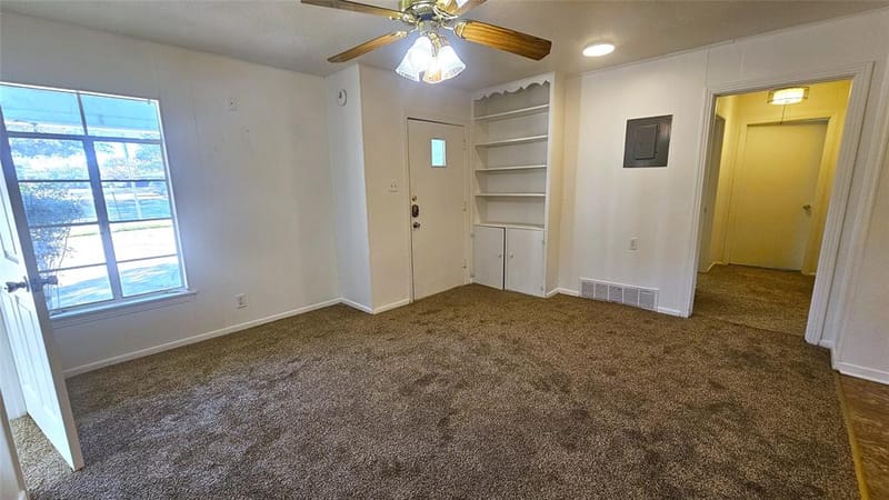 2621 N Locust Street, Denton TX 76209 - Photo 7
