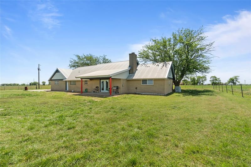 9518 County Road 913, Godley TX 76044 - Photo 27