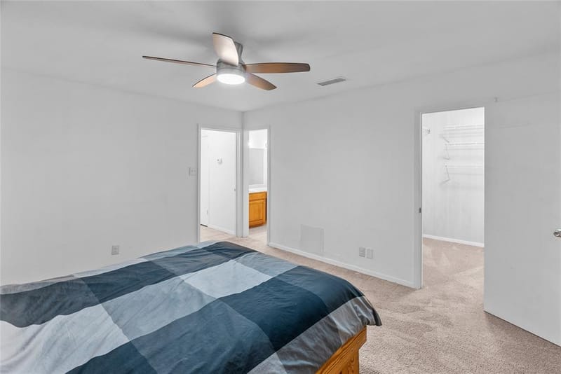 9518 County Road 913, Godley TX 76044 - Photo 12