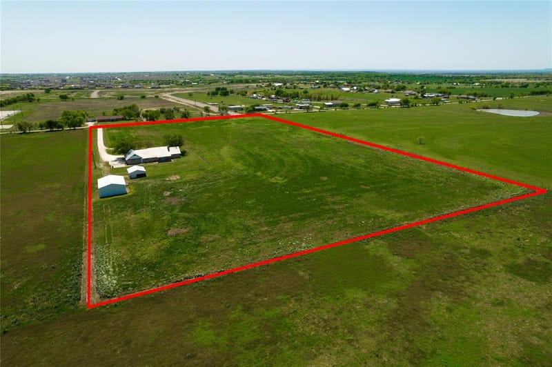 9518 County Road 913, Godley TX 76044 - Photo 33