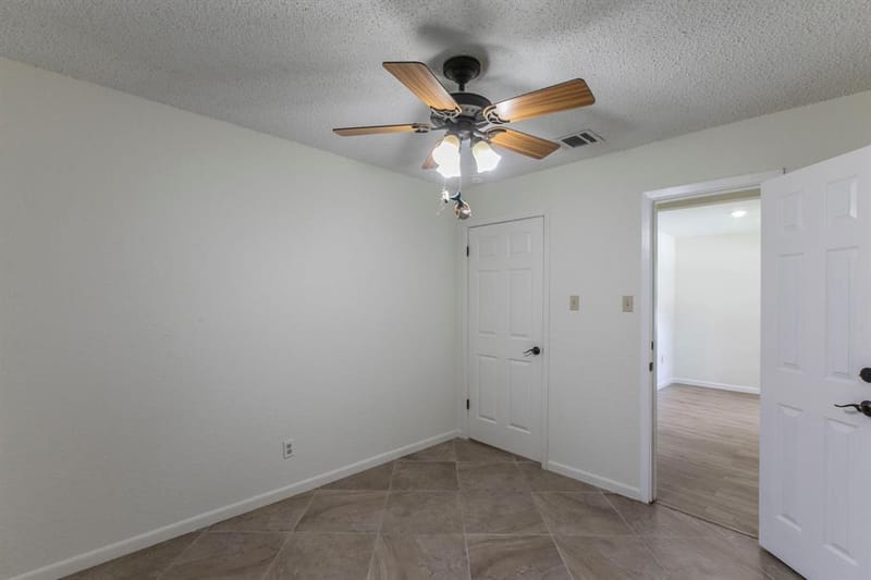 14007 Harbor Drive, Woodway TX 76712 - Photo 17