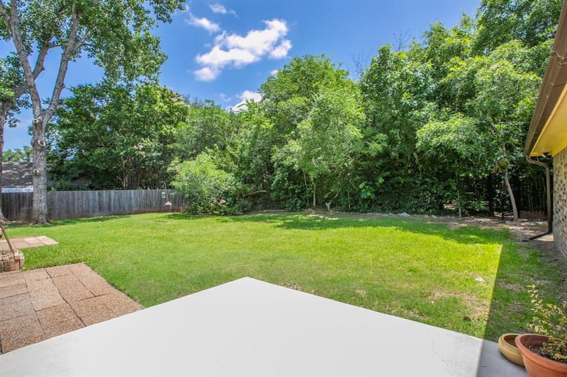 14007 Harbor Drive, Woodway TX 76712 - Photo 29
