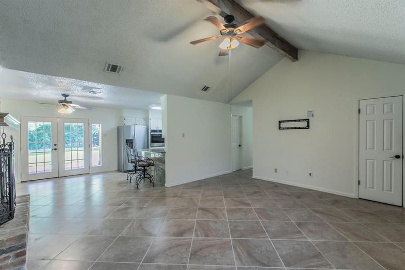 14007 Harbor Drive, Woodway TX 76712 - Photo 4