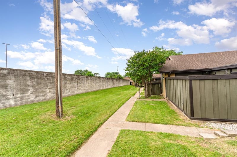 4640 Country Creek Drive # 1254, Dallas TX 75236 - Photo 33