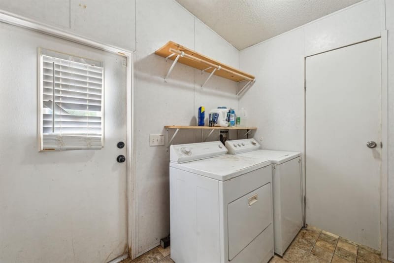 4810 Orange Blossom Street, Granbury TX 76048 - Photo 17