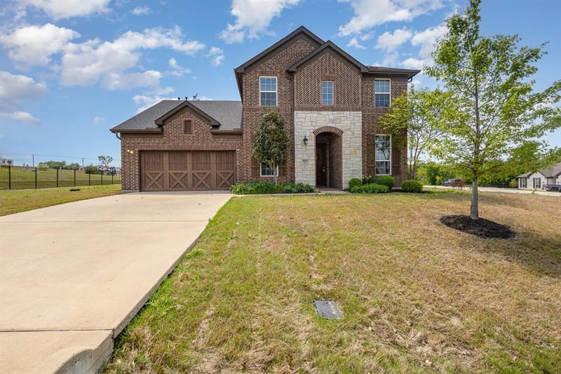 3933 Clear Water Lane, Nevada TX 75173