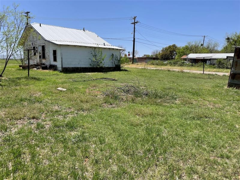 816 W Elliott Street, Breckenridge TX 76424 - Photo 2