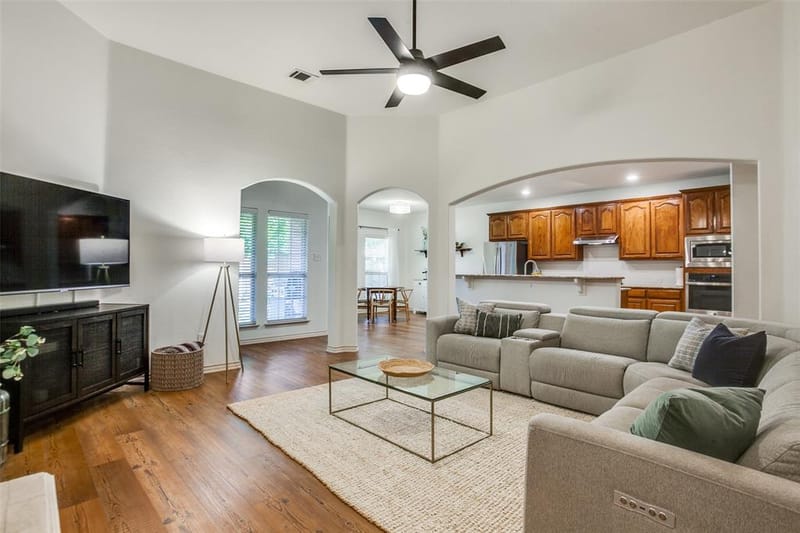 5800 Broken Spur, McKinney TX 75070 - Photo 3