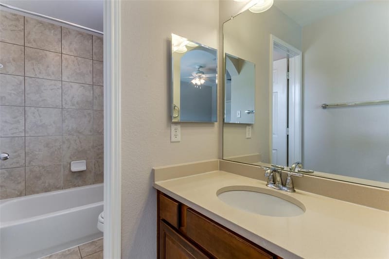 2125 McParland Court, Carrollton TX 75006 - Photo 27