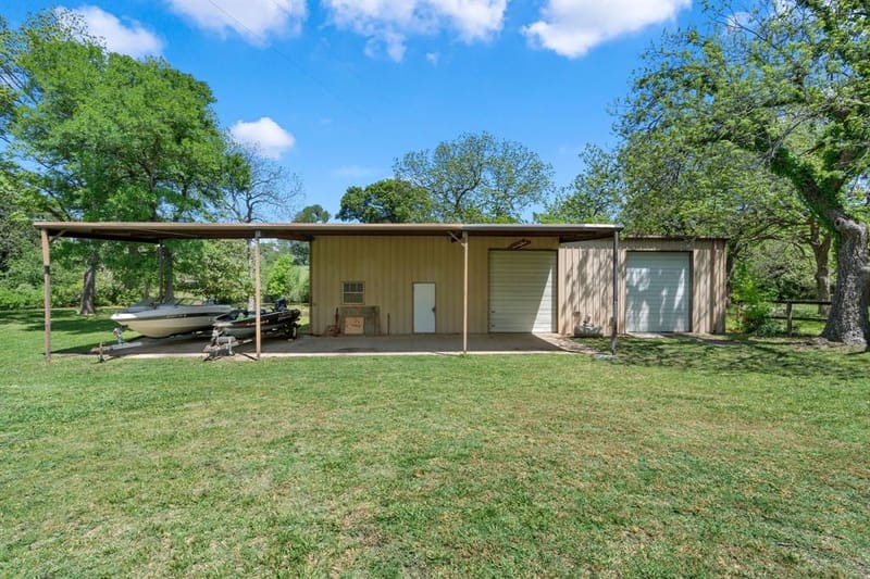 3231 Plainview Road, Midlothian TX 76065