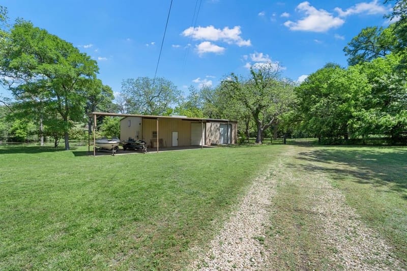 3231 Plainview Road, Midlothian TX 76065 - Photo 4