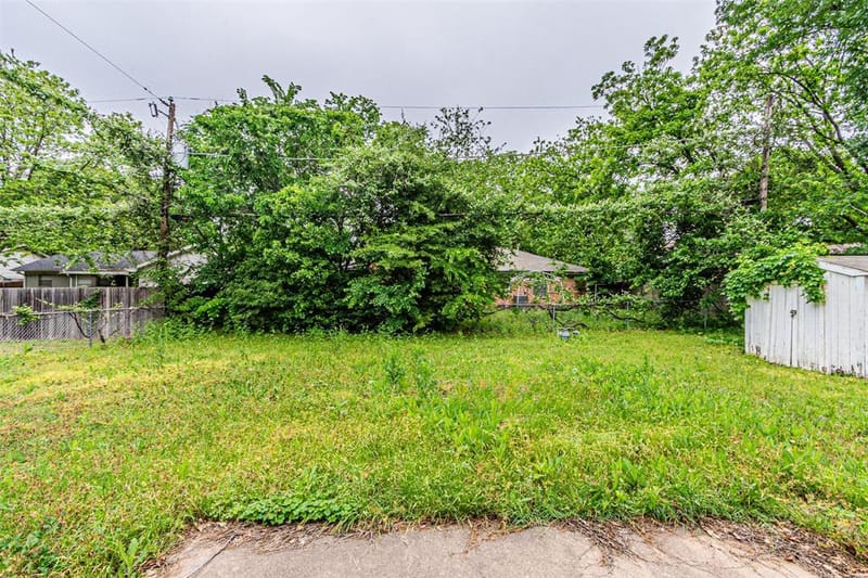 2525 Warren Lane, Fort Worth TX 76112 - Photo 28