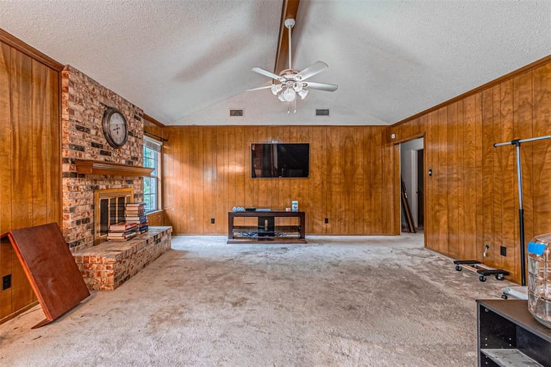 2525 Warren Lane, Fort Worth TX 76112 - Photo 20