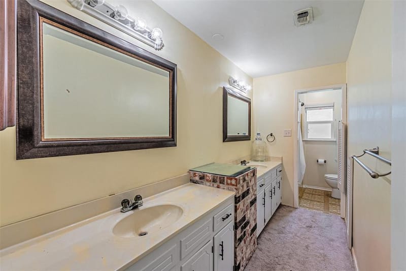2525 Warren Lane, Fort Worth TX 76112 - Photo 10
