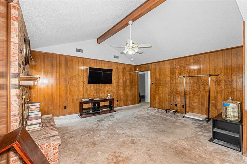 2525 Warren Lane, Fort Worth TX 76112 - Photo 21
