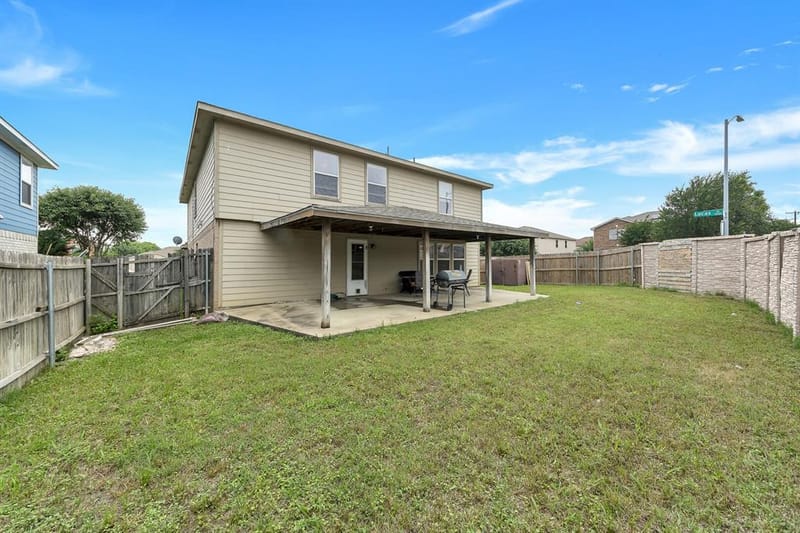 6021 Lucas Court, Fort Worth TX 76119 - Photo 36