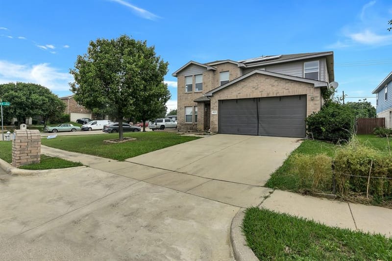 6021 Lucas Court, Fort Worth TX 76119