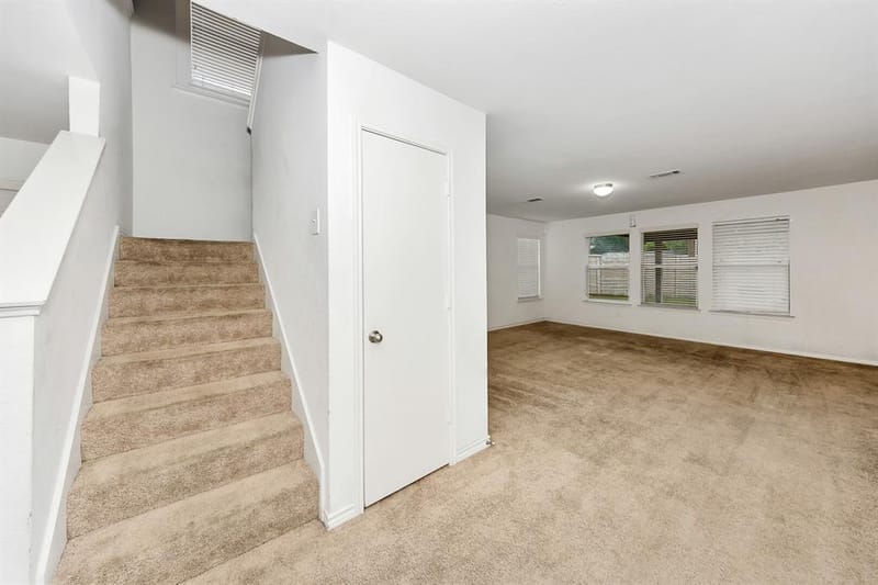 6021 Lucas Court, Fort Worth TX 76119 - Photo 14