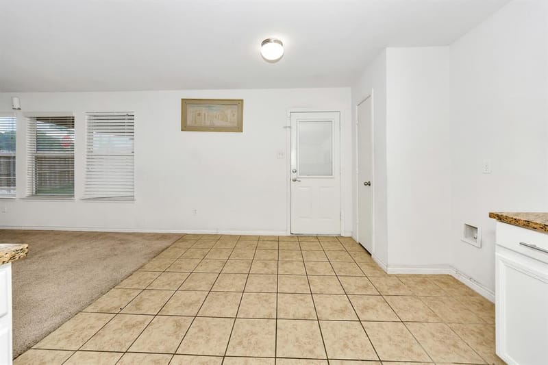 6021 Lucas Court, Fort Worth TX 76119 - Photo 19