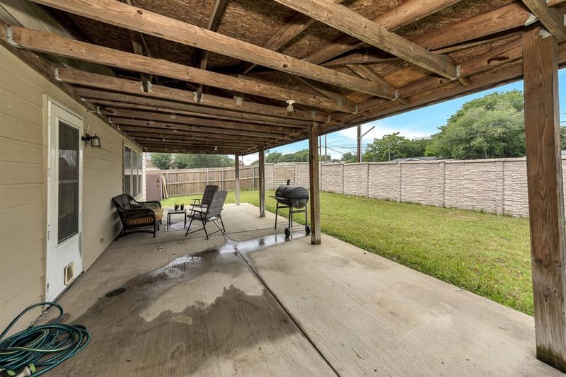 6021 Lucas Court, Fort Worth TX 76119 - Photo 35