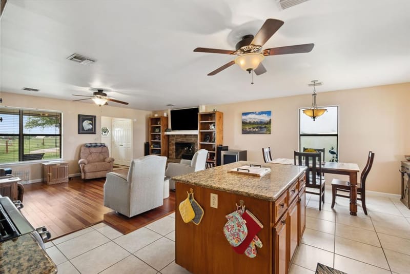 2752 S Branch Road, Krum TX 76249 - Photo 14