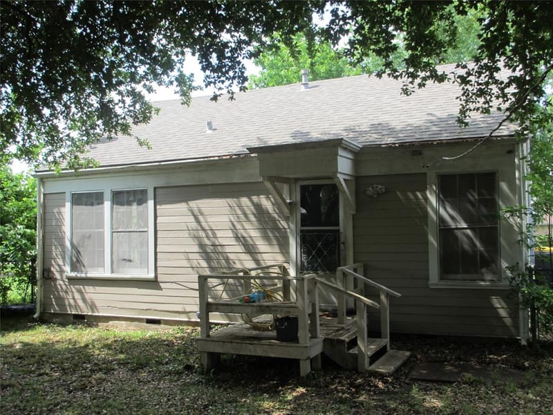 106 CRAIG ST. Street, Hillsboro TX 76645 - Photo 3