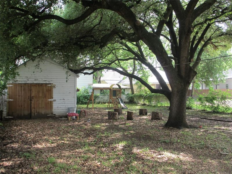 106 CRAIG ST. Street, Hillsboro TX 76645 - Photo 5