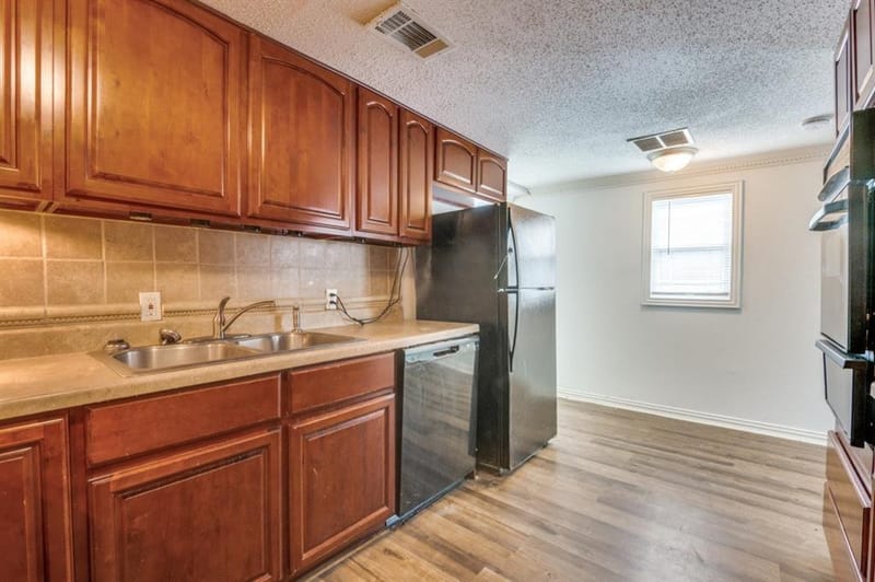 8544 Eden Valley Lane, Dallas TX 75217 - Photo 15