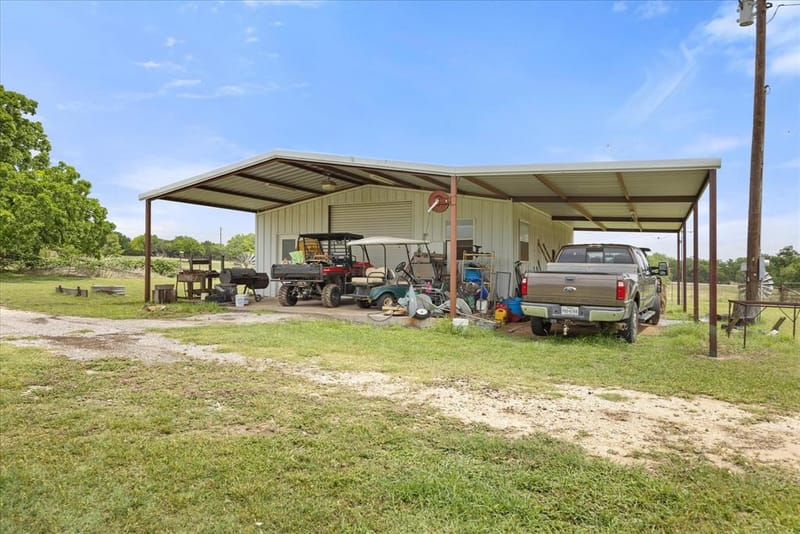 3165 Fm 51, Bluff Dale TX 76043 - Photo 33