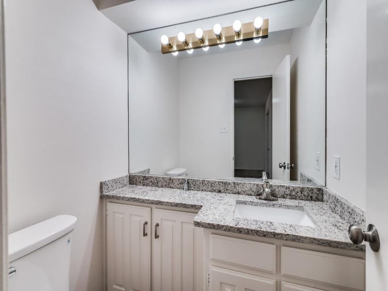 1415 Palmnold Circle E, Fort Worth TX 76120 - Photo 13
