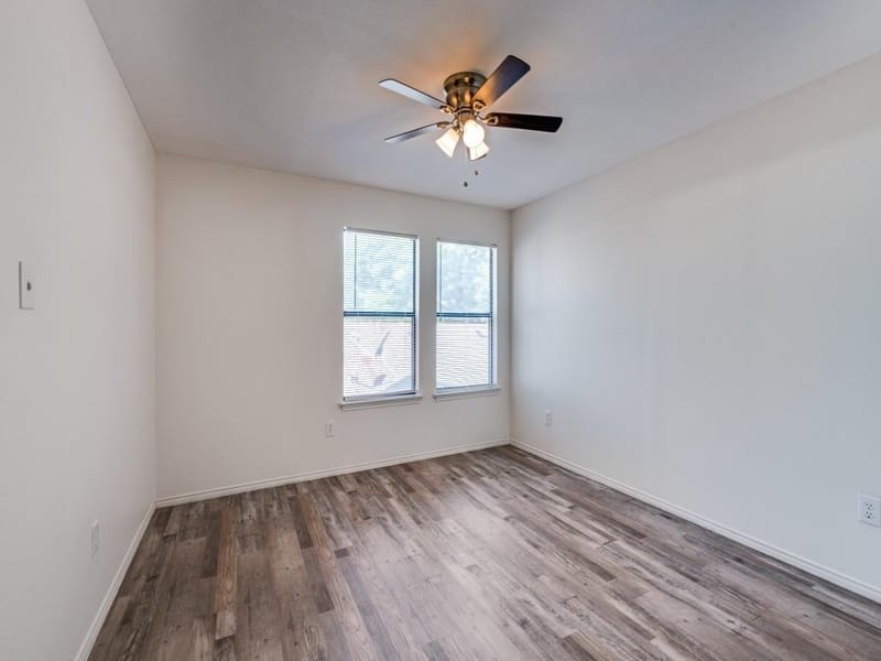 1415 Palmnold Circle E, Fort Worth TX 76120 - Photo 12