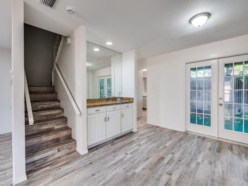 1415 Palmnold Circle E, Fort Worth TX 76120 - Photo 10