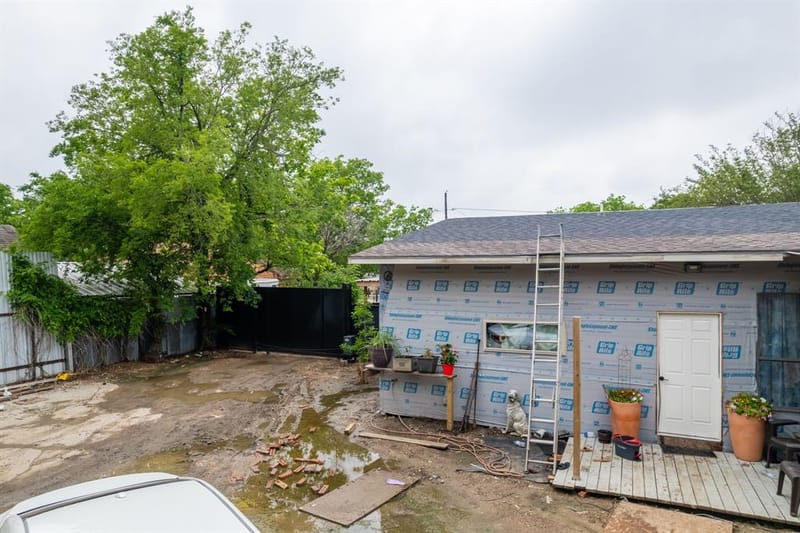 1100 Hillburn Drive, Dallas TX 75217 - Photo 19