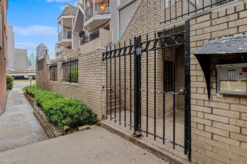 1010 Allen Street # 213, Dallas TX 75204 - Photo 3